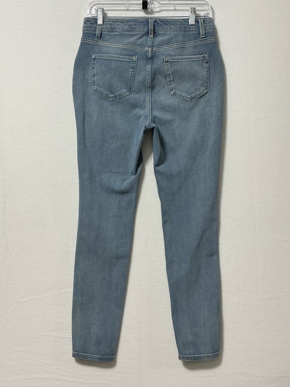 Time and Tru Women’s 6 High Rise Skinny Stretch Jeans Medium Light Wash - Picture 3 of 6